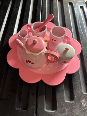 Kinder theeservies roze beschikbaar voor biedingen