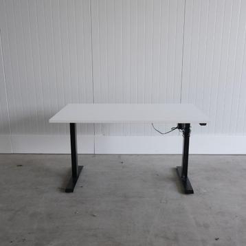 Elektrisch zit-sta bureau - 140x80cm - H73-126cm - BR80 beschikbaar voor biedingen