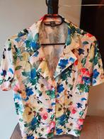 Nieuwe blouse met bloemen kleur print
maat L
Polyester, Ophalen of Verzenden, Nieuw, Maat 42/44 (L), Wit