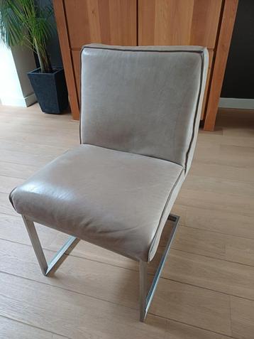 6x Mooie eetkamerstoelen  beschikbaar voor biedingen