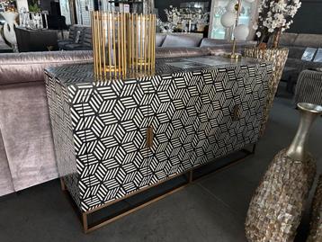 Richmond Bliss Dressoir - Laatste Showroom Exemplaar! beschikbaar voor biedingen