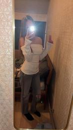 Stradivarius Low Waist Jeans Grijs, Kleding | Dames, Spijkerbroeken en Jeans, Ophalen, Zo goed als nieuw, Grijs, W27 (confectie 34) of kleiner