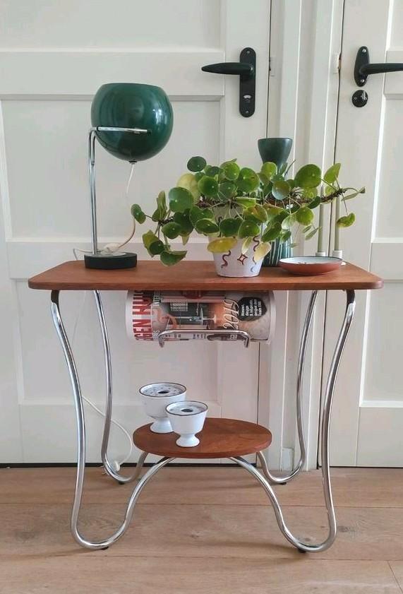 Vintage bijzettafel sidetable tafel plantentafel teak chroom, Huis en Inrichting, Woonaccessoires | Etagères, Gebruikt, Ophalen