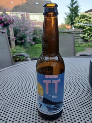 Flesje TT blond bier ,67 beschikbaar voor biedingen