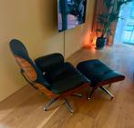 Design stoel (Eames loungechair imitatie), Huis en Inrichting, Stoelen, Design, Leer, Zo goed als nieuw, Eén
