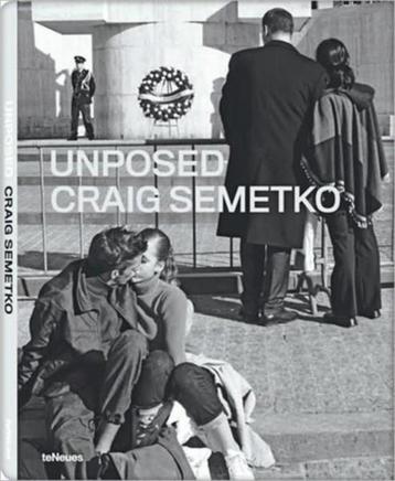 Craig Semetko Unposed. Foreword by Elliott Erwitt beschikbaar voor biedingen
