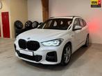 BMW X1 XDrive25e High Exec. M-Sport - Panorama - HuD - Camer, 12 maanden, Gebruikt, Zwart, Leder en Stof