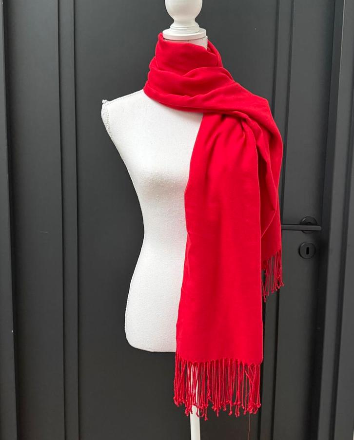 Cashmere wollen rood XL sjaal, Kleding | Dames, Mutsen, Sjaals en Handschoenen, Zo goed als nieuw, Sjaal, Ophalen of Verzenden