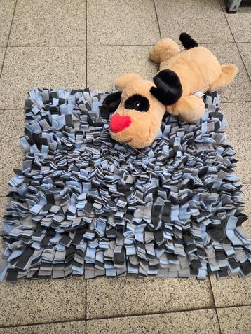 Honden Speelmat - snuffelmat - hondenpuzzel - braingame beschikbaar voor biedingen