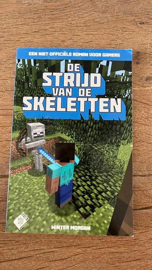 Winter Morgan - De strijd van de skeletten, Boeken, Kinderboeken | Jeugd | 10 tot 12 jaar, Zo goed als nieuw, Ophalen of Verzenden