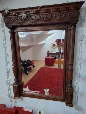 Mooie Spiegel met Houten Frame - 108x82cm beschikbaar voor biedingen