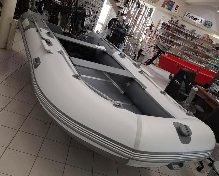 Admiraal 410 met een Suzuki 9.9b/20 pk bj 2024 (25 u)., Watersport en Boten, Boottrailers, Zo goed als nieuw, Overige typen, Minder dan 1500 kg