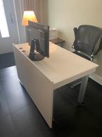 Bureau wit mdf op wielen, Ophalen of Verzenden, Met wielen, Gebruikt, Bureau