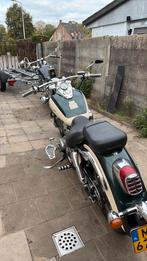 Honda vlx 800 en Suzuki intruder 800 bieden naast de motoren, Particulier, Chopper