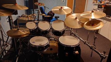 Drummer zoekt ruimte in of omgeving  Amsterdam