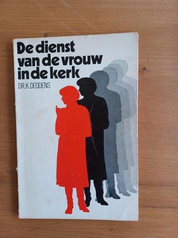 De dienst van de vrouw in de kerk beschikbaar voor biedingen
