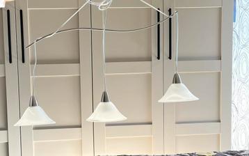 Woonkamer lamp beschikbaar voor biedingen