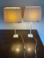 2 staande witte schemerlampen, Huis en Inrichting, Lampen | Tafellampen, Ophalen, Gebruikt, 50 tot 75 cm, Metaal