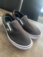 Vans classic slip-on nieuw maat 39, Ophalen of Verzenden, Nieuw, Zwart, Sneakers of Gympen