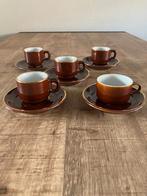 4 espressokopjes met schotel van Delaunay, Huis en Inrichting, Keuken | Servies, Ophalen, Zo goed als nieuw, Overige stijlen, Kop(pen) en/of Schotel(s)