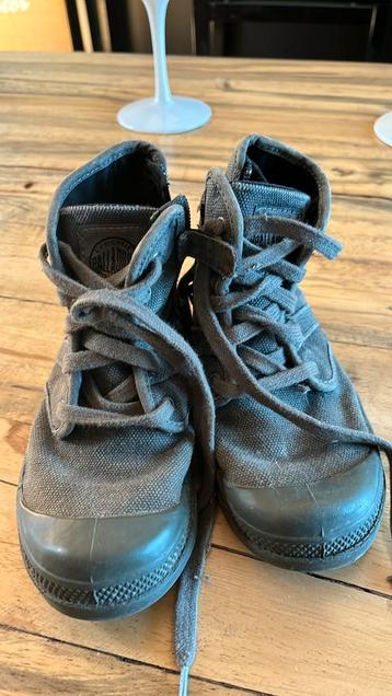 Palladium kinderschoenen maat 30 beschikbaar voor biedingen
