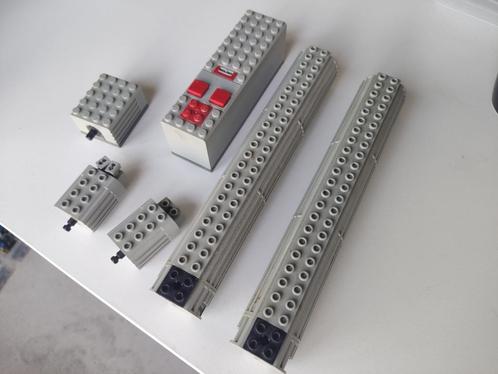 Lego vintage motoren en batterijboxen/switches 9v & 4,5v, Kinderen en Baby's, Speelgoed | Duplo en Lego, Gebruikt, Lego, Losse stenen