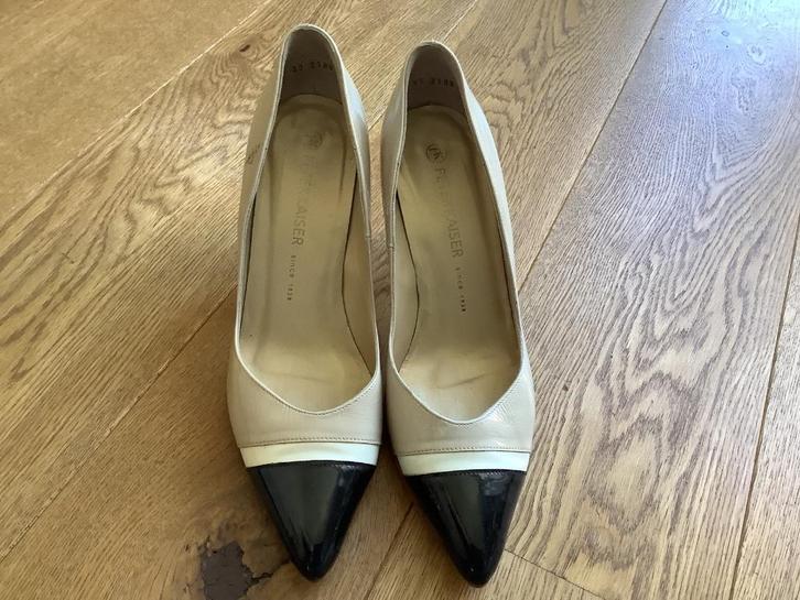 Lak leren pumps Peter Kaiser maat 6 (39), Kleding | Dames, Schoenen, Zo goed als nieuw, Pumps, Overige kleuren, Ophalen of Verzenden
