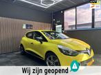 Renault Clio 0.9 TCe Authentique Airco navi Trekhaak Soundsy, Voorwielaandrijving, Stof, Gebruikt, Zwart