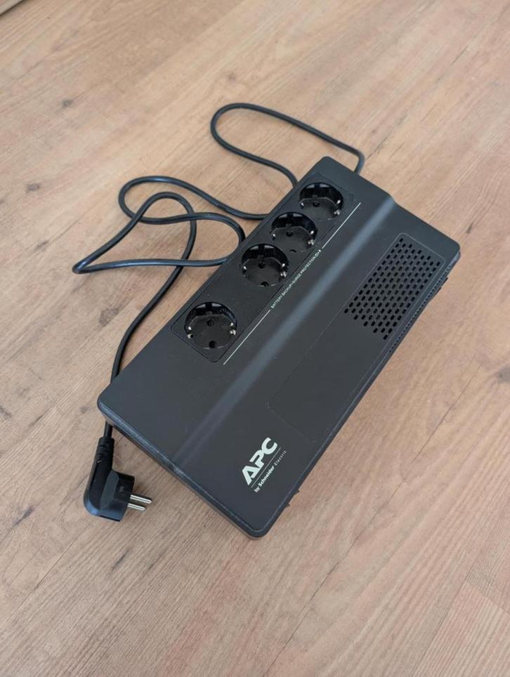 APC Easy-UPS BV800I-GR - 800VA UPS noodstroomvoeding, Computers en Software, Noodvoedingen (UPS), Gebruikt, Ophalen