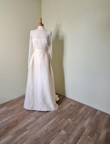 Trouwjurk Pronovias maat 40 beschikbaar voor biedingen