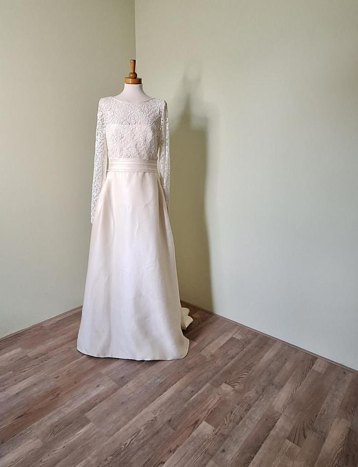 Trouwjurk Pronovias maat 40, Kleding | Dames, Trouwkleding en Trouwaccessoires, Zo goed als nieuw, Trouwjurk, Overige kleuren