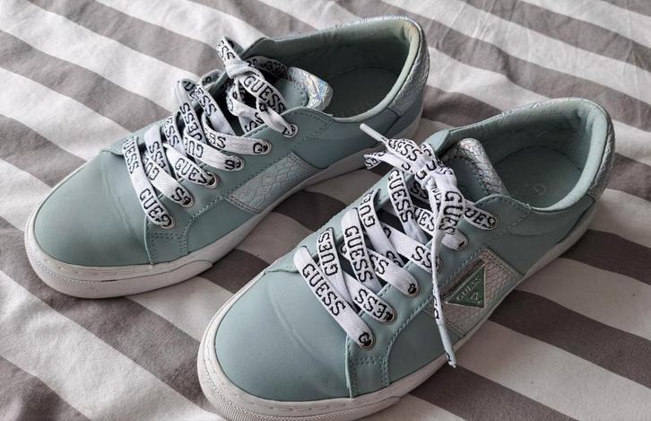 Mooie gympen maat 39. Mint groen. Nauwelijks gedragen, Kleding | Dames, Schoenen, Zo goed als nieuw, Sneakers of Gympen, Groen