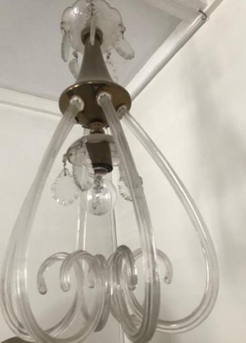 Mooie aparte glazen lamp beschikbaar voor biedingen