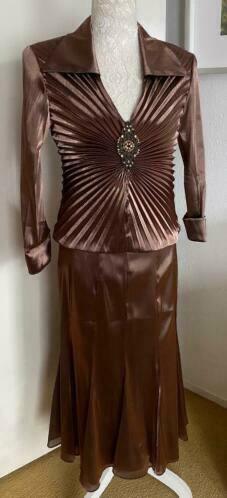 Joseph Ribkoff rok met 2 tops maat 36 nieuw, Kleding | Dames, Gelegenheidskleding, Nieuw, Overige typen, Maat 36 (S), Bruin, Ophalen of Verzenden