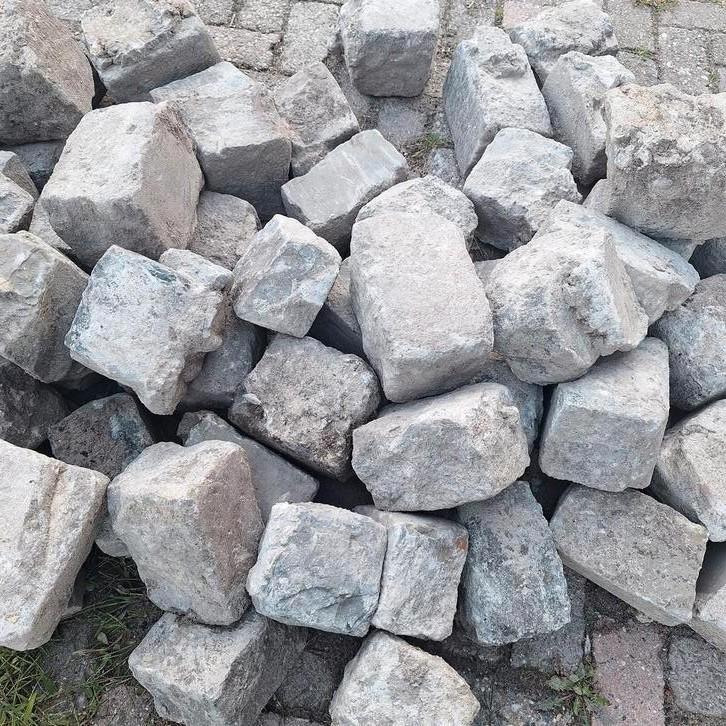 Kinderkoppen ong. 35 stuks gebruikte staat natuursteen groot, Tuin en Terras, Grind, Keien en Split, Gebruikt, Kei, Grijs, Graniet