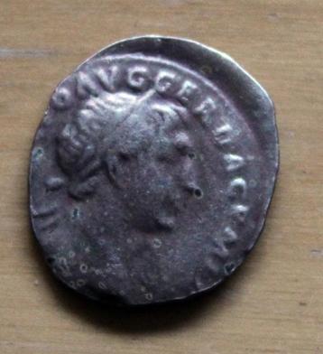 Trajanus A.D. 98-117 Romeinse zilveren denarius  Dacia 
