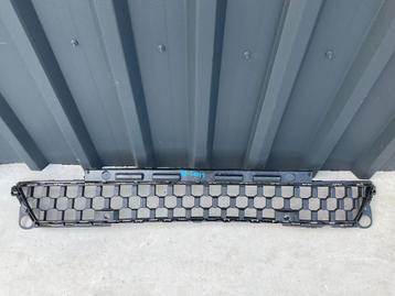 Bumper Grill Renault MEGANE 5 E-TECH 622546114R 622542 20079 beschikbaar voor biedingen