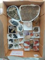 mix doosje, Verzamelen, Mineralen en Fossielen, Ophalen of Verzenden, Mineraal