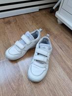 Jongens Adidas sneakers mt.33., Kinderen en Baby's, Babykleding | Schoentjes en Sokjes, Schoentjes, Gebruikt, Ophalen of Verzenden