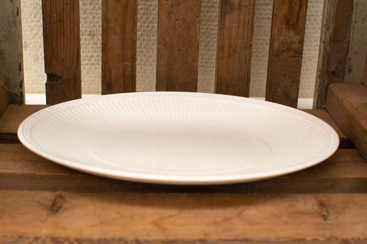 Wedgwood Windsor porseleinen ovale schaal 39147, Huis en Inrichting, Keuken | Servies, Gebruikt, Bord(en), Wedgwood, Aardewerk