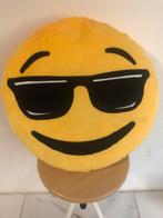 Emoji Kussen met Zonnebril, Huis en Inrichting, Woonaccessoires | Kussens, Ophalen of Verzenden, Zo goed als nieuw, Geel, Rond