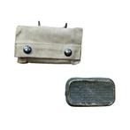 WWI US First Aid Pouch With Tin, Verzamelen, Militaria | Tweede Wereldoorlog, Ophalen of Verzenden, Amerika, Overige typen