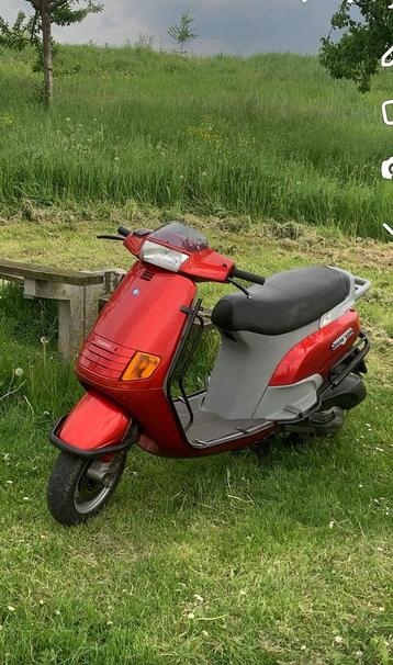 Piaggio skr 172cc. GEEN NL KENTEKEN DUITS NOG !!