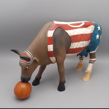 Cow Parade Basketbal Koe - Bess Bovine (2002) beschikbaar voor biedingen