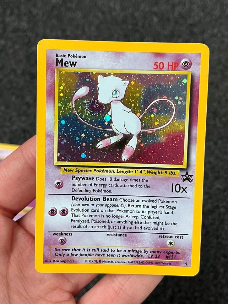 Pokémon Mew black star promo #9 Holo, Hobby en Vrije tijd, Verzamelkaartspellen | Pokémon, Zo goed als nieuw, Losse kaart, Foil
