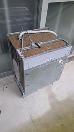 Gratis Whirlpool inbouw vaatwasser, Witgoed en Apparatuur, Vaatwasmachines, Ophalen of Verzenden, Gebruikt, Inbouw, Minder dan 85 cm
