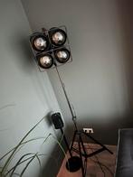 Hoeklamp industieel olijfdonker, Ophalen, Zo goed als nieuw