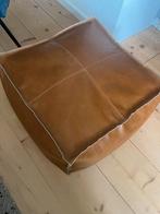 poef vierkant leer, Ophalen, Leer, Zo goed als nieuw, 50 tot 75 cm