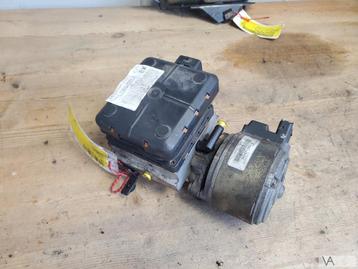 Citroen C5 2001 - 2008 pomp hydraulische vering 9636713880 beschikbaar voor biedingen