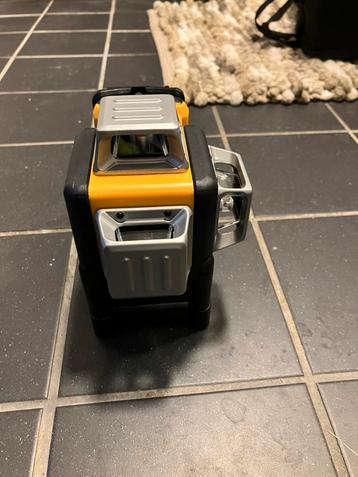 Dewalt Kruislijnlaser beschikbaar voor biedingen